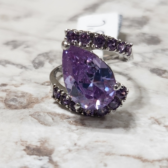 Purple Diamond Jewelry - New Light Purple Gemstone Ring